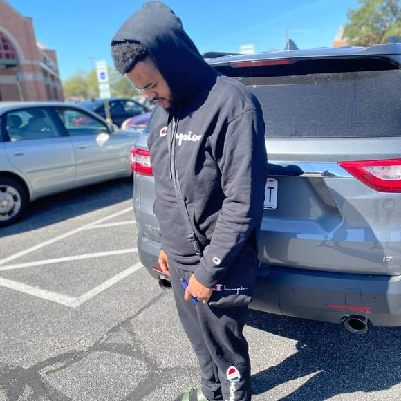 Meet your Posher, Mohamed - Picture 1 of 1